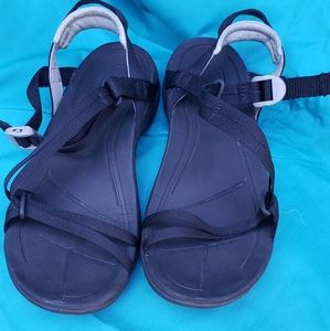 Teva sandals 9